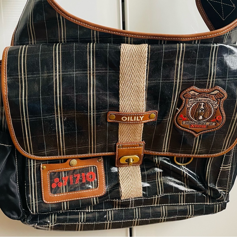 Oilily Black and Brown canvas diaper messenger carry on overnight Bag
